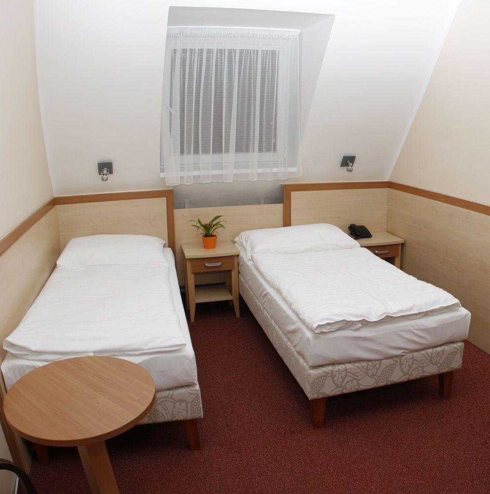 Wellness Hotel Diana Velke Losiny Luaran gambar