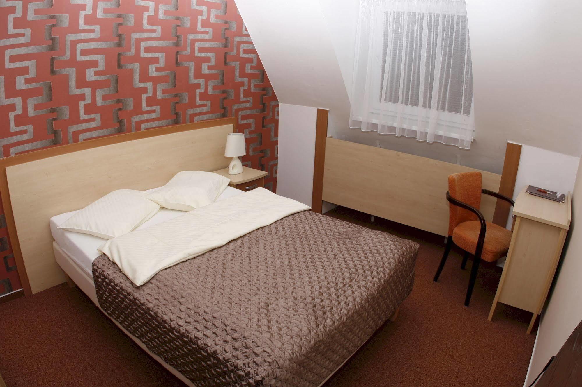 Wellness Hotel Diana Velke Losiny Luaran gambar