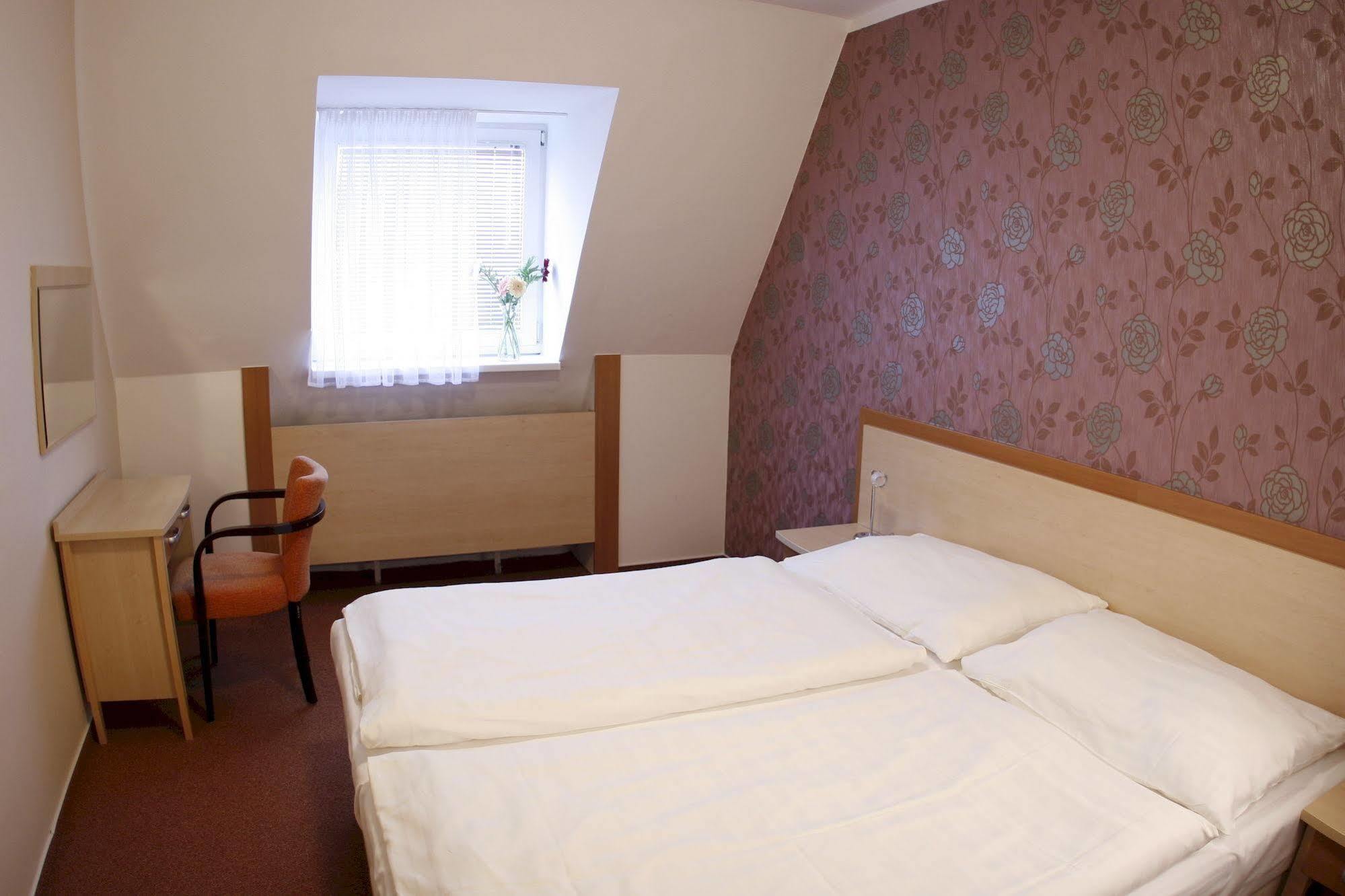 Wellness Hotel Diana Velke Losiny Luaran gambar